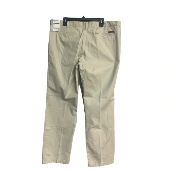 NWT Eddie Bauer men’s khaki flat front pants tan size 40/34 - Picture 2 of 8